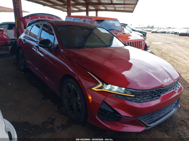 Salvage Kia K5 Image