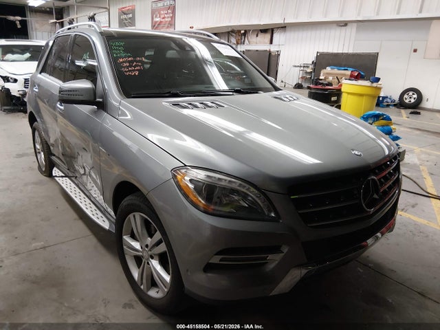 Salvage Mercedes-Benz M-Class Image