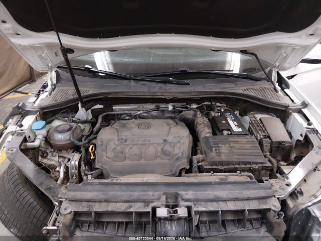 Volkswagen Tiguan 2.0t Sel R-line