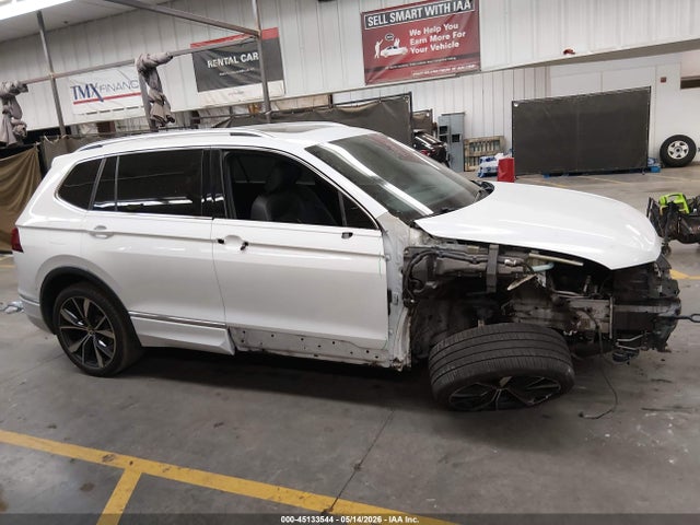 Volkswagen Tiguan 2.0t Sel R-line
