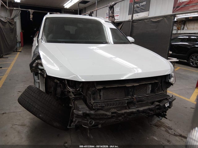 Volkswagen Tiguan 2.0t Sel R-line