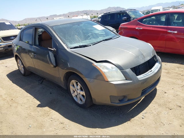 Salvage Nissan Sentra Image