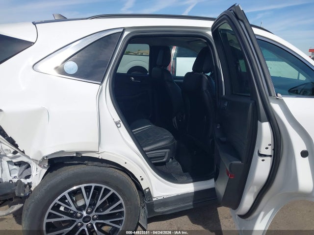 Ford Escape Phev
