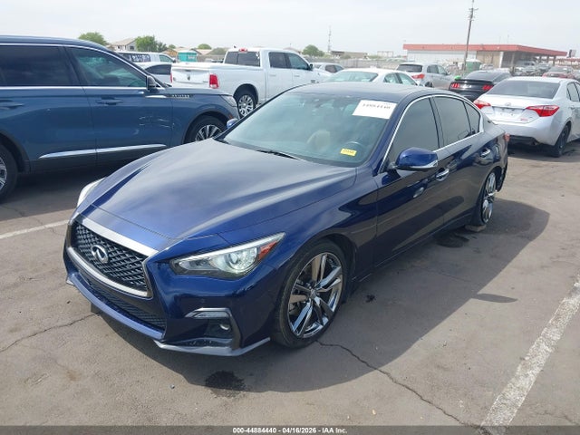INFINITI Q50 Signature Edition