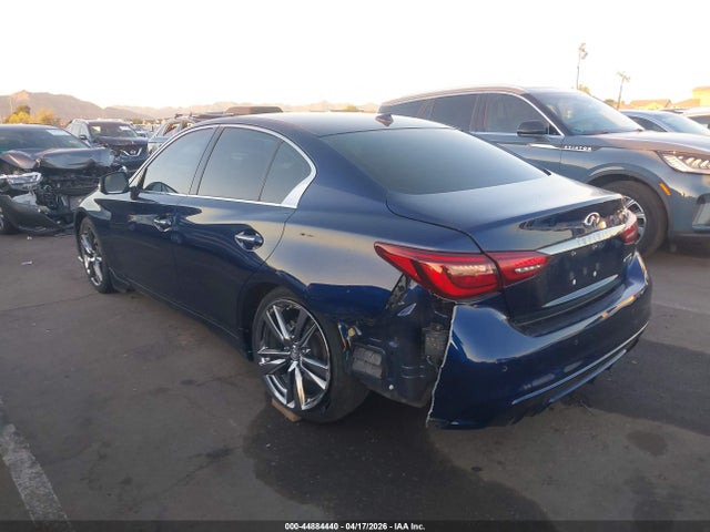 INFINITI Q50 Signature Edition