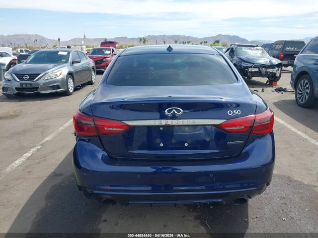 INFINITI Q50 Signature Edition