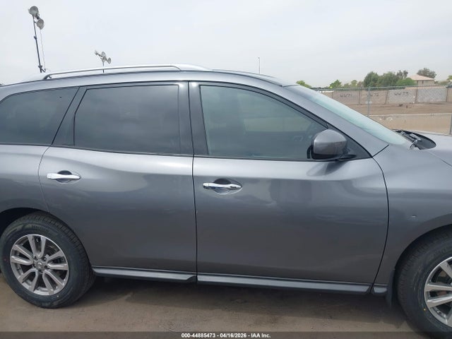 Nissan Pathfinder S