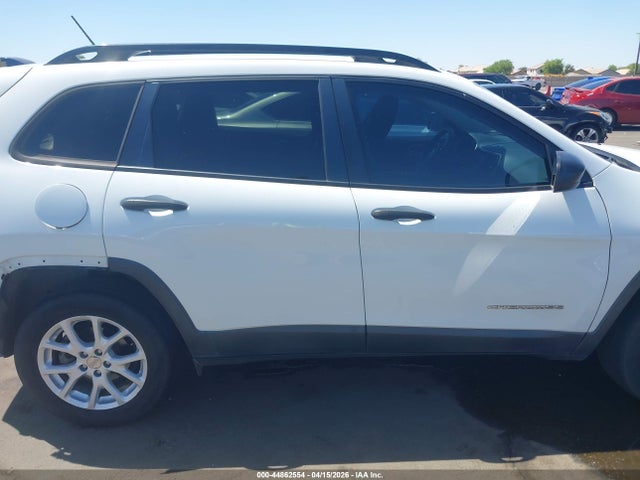 Jeep Cherokee Sport