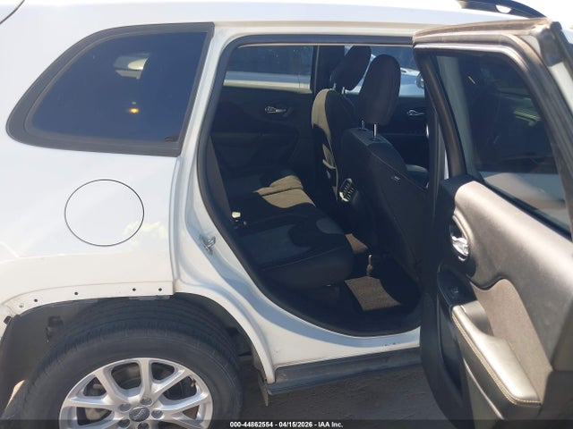 Jeep Cherokee Sport