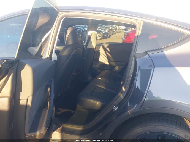 Tesla Model Y Performance Dual Motor All-wheel Drive