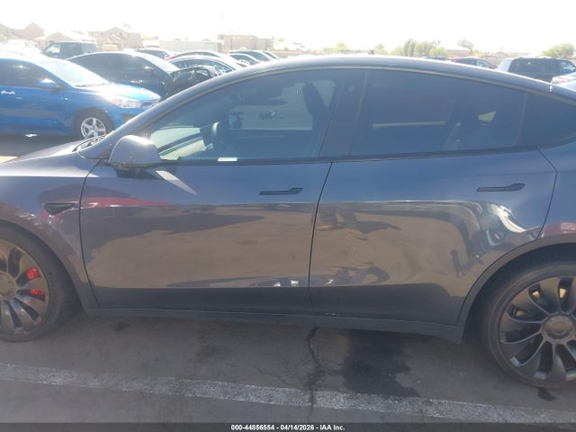 Tesla Model Y Performance Dual Motor All-wheel Drive