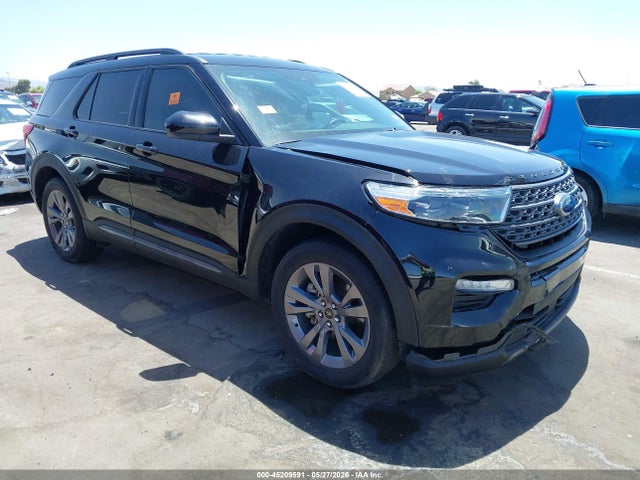 Salvage Ford Explorer Image