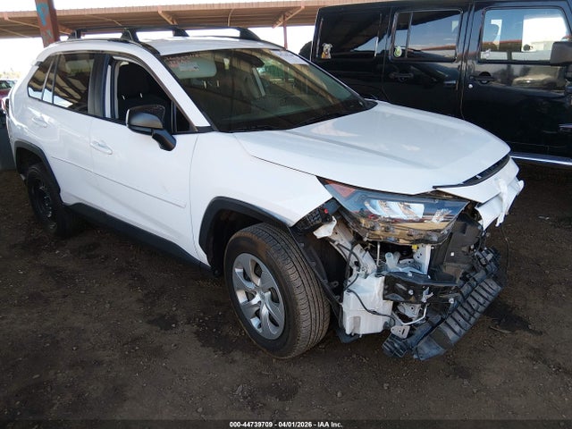 Salvage Toyota RAV4 Image