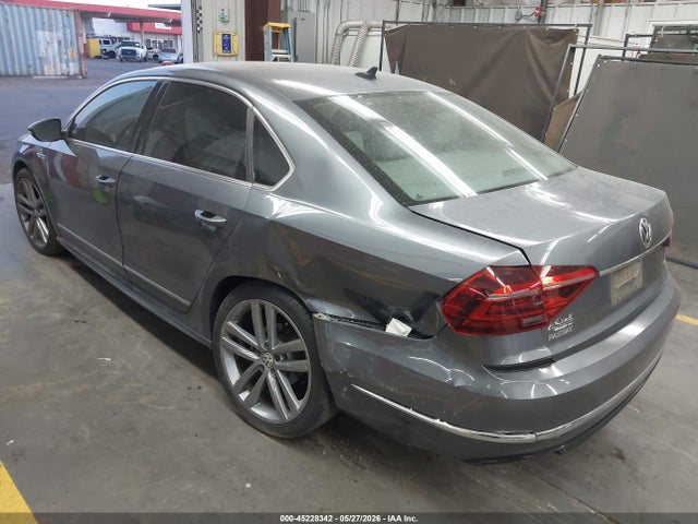 Volkswagen Passat 1.8t R-line