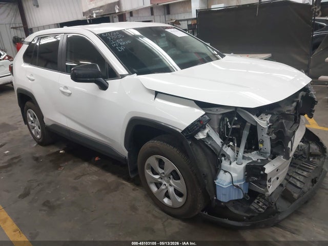 Salvage Toyota RAV4 Image
