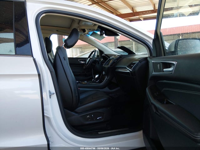 Ford Edge Titanium