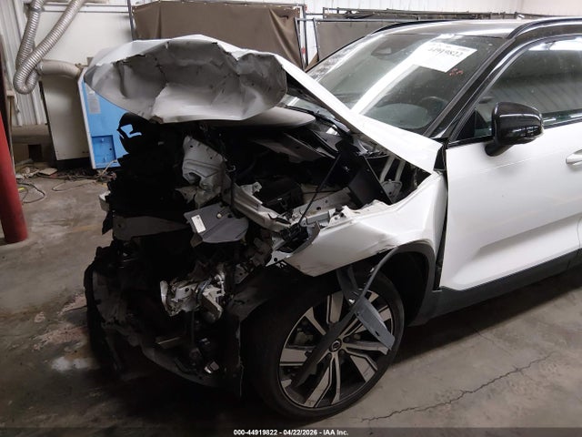 Volvo Xc40 Recharge Pure Electric P8