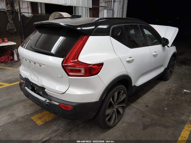 Volvo Xc40 Recharge Pure Electric P8