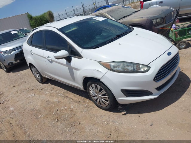 Salvage Ford Fiesta Image