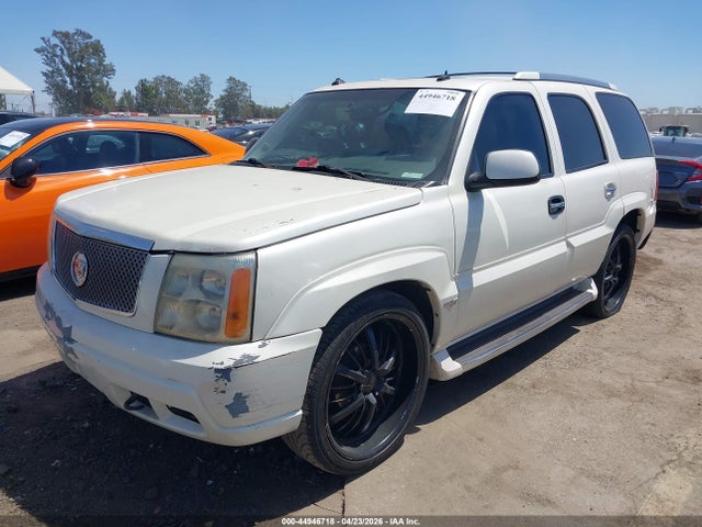 Cadillac Escalade Standard