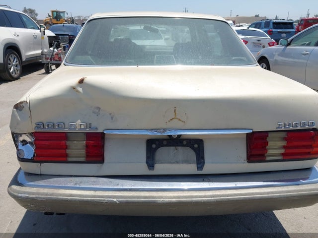 Mercedes-Benz 300 Sdl