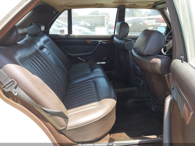 Mercedes-Benz 300 Sdl