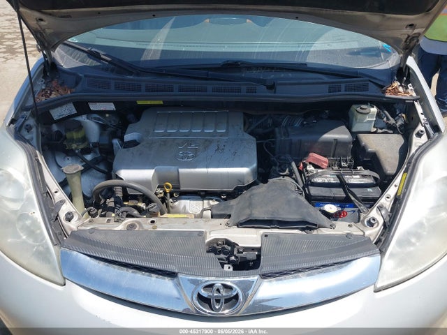 Toyota Sienna Limited