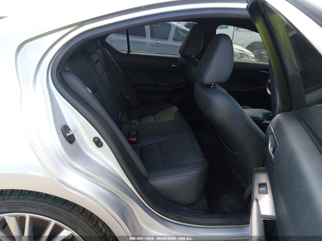 Lexus Is 300