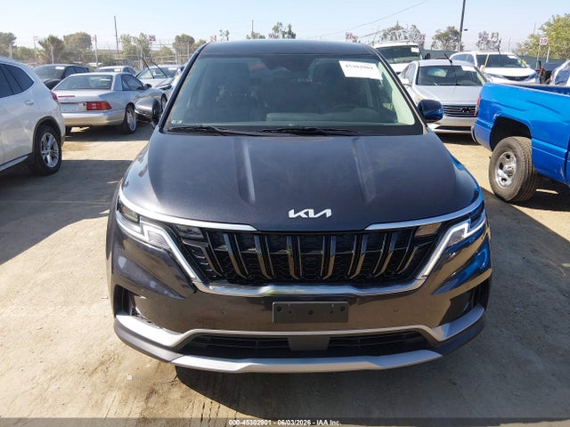 Kia Carnival Ex