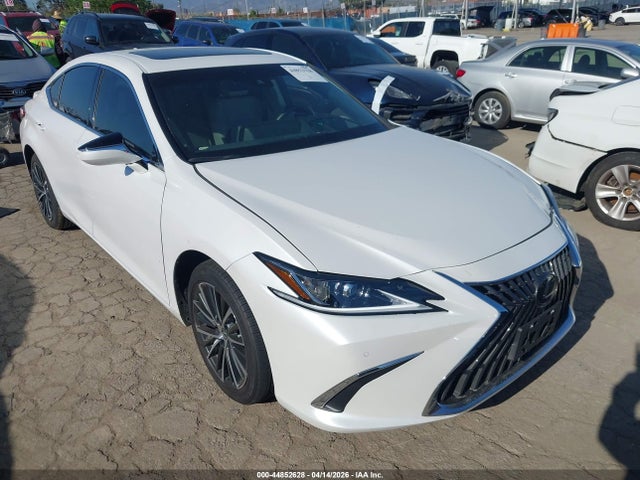 2025 Lexus Es