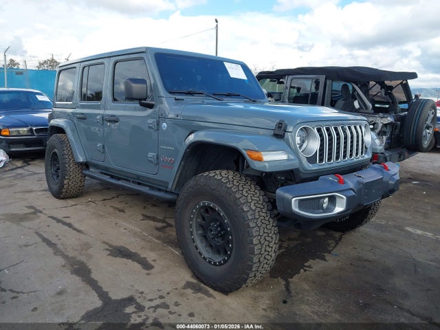 Salvage Jeep Wrangler Image