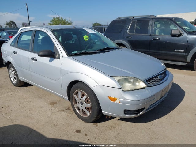Salvage Ford Focus Image