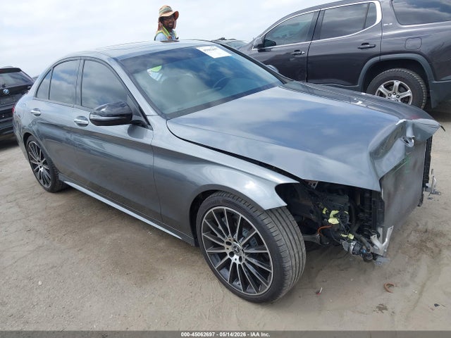 Salvage Mercedes-Benz C-Class Image