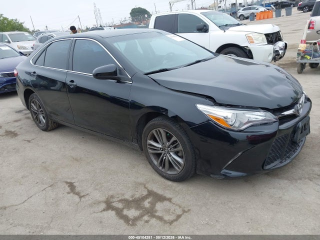 Salvage Toyota Camry Image
