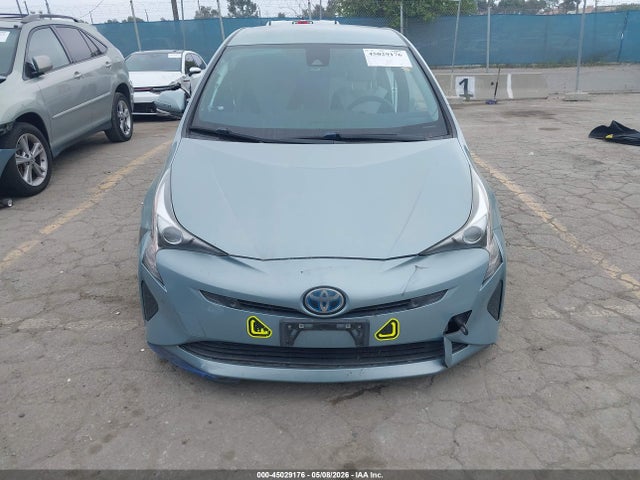Toyota Prius Two
