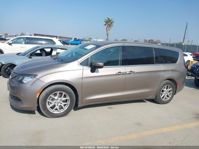 Chrysler Pacifica Touring
