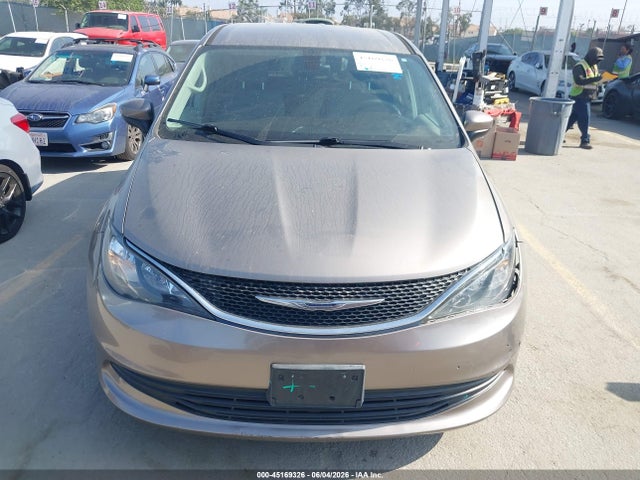 Chrysler Pacifica Touring