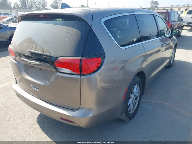 Chrysler Pacifica Touring