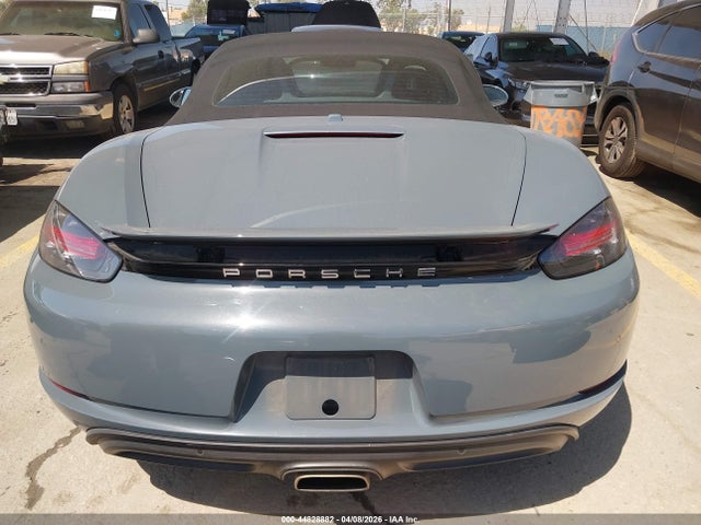 Porsche 718 Boxster