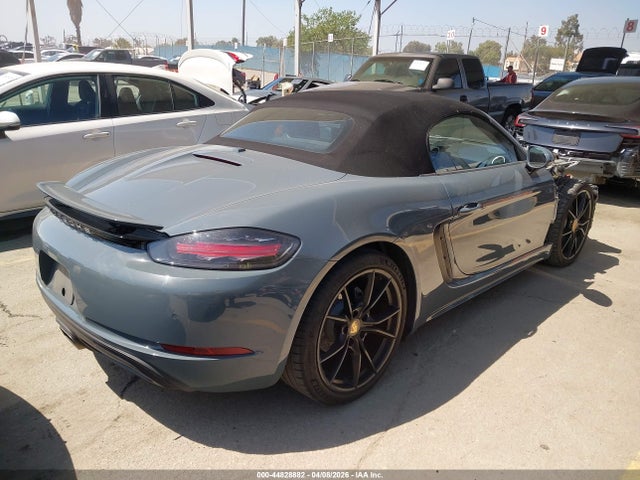 Porsche 718 Boxster