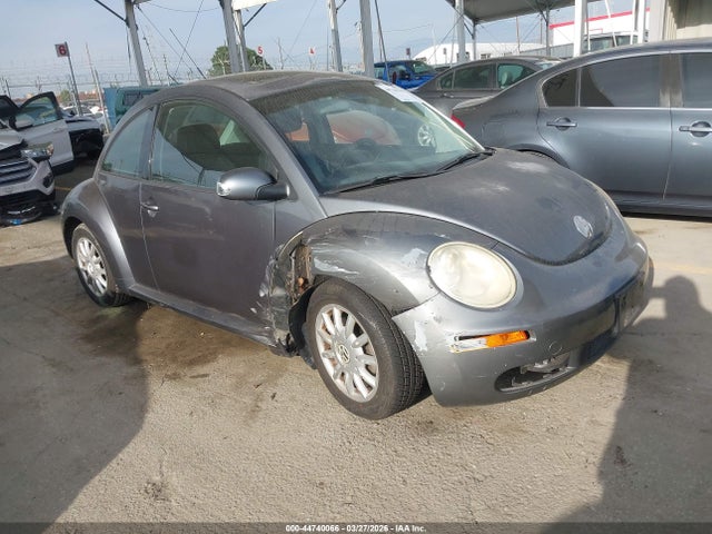 Salvage Volkswagen Beetle Image
