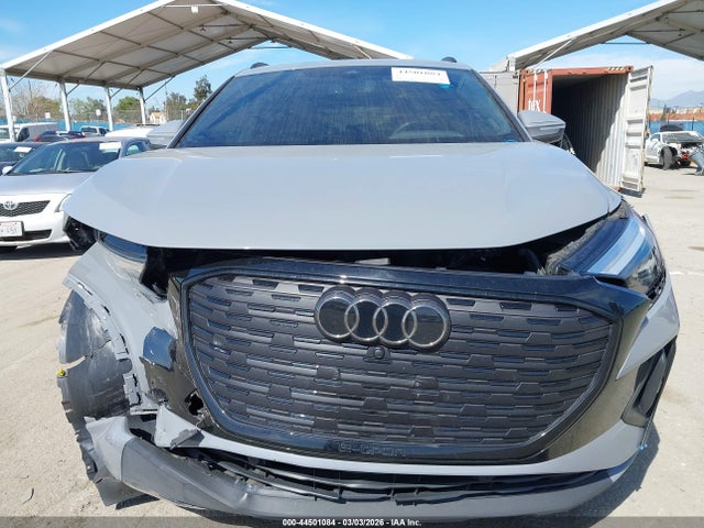 Audi Q4 Premium Plus 50 Quattro