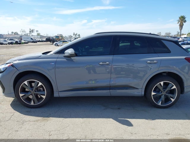 Audi Q4 Premium Plus 50 Quattro