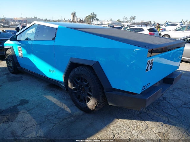 Tesla Cybertruck Cyberbeast
