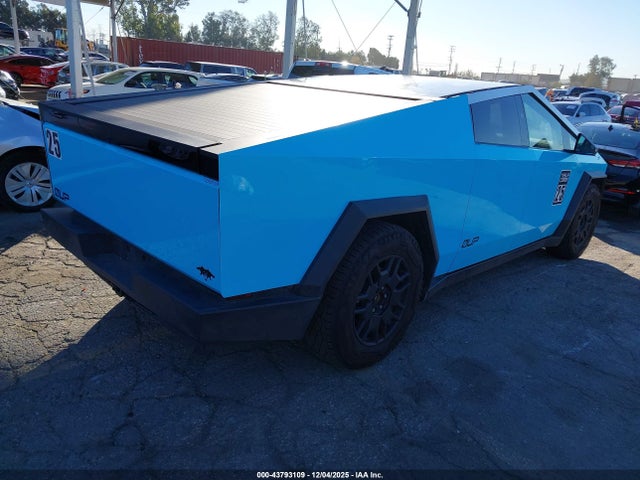 Tesla Cybertruck Cyberbeast