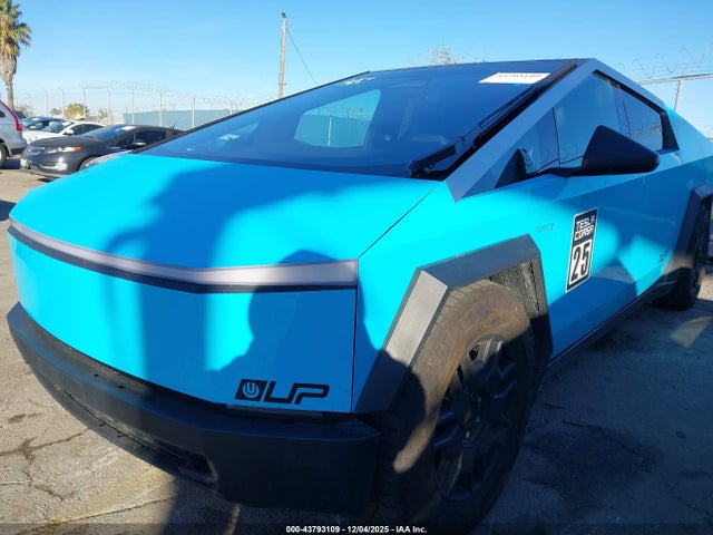 Tesla Cybertruck Cyberbeast
