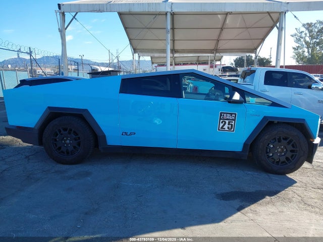 Tesla Cybertruck Cyberbeast