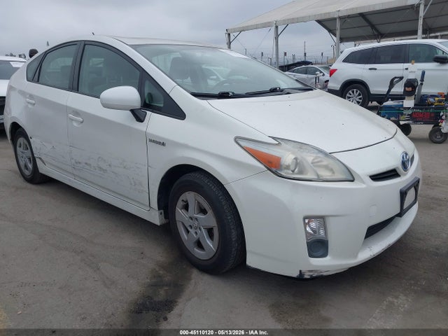Salvage Toyota Prius Image