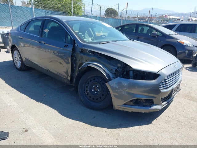 Salvage Ford Fusion Image