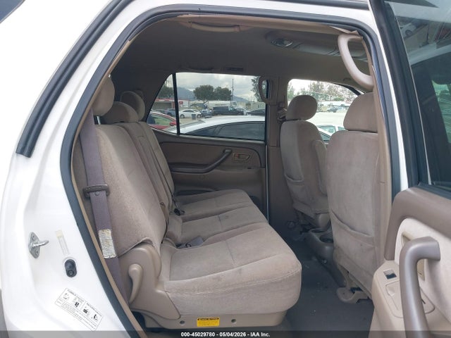 Toyota Sequoia Sr5 V8